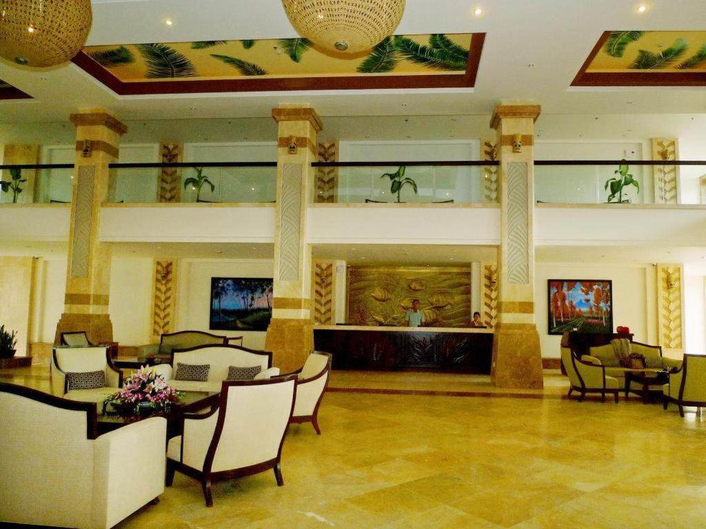 Olalani Resort & Condotel Da Nang Exterior photo