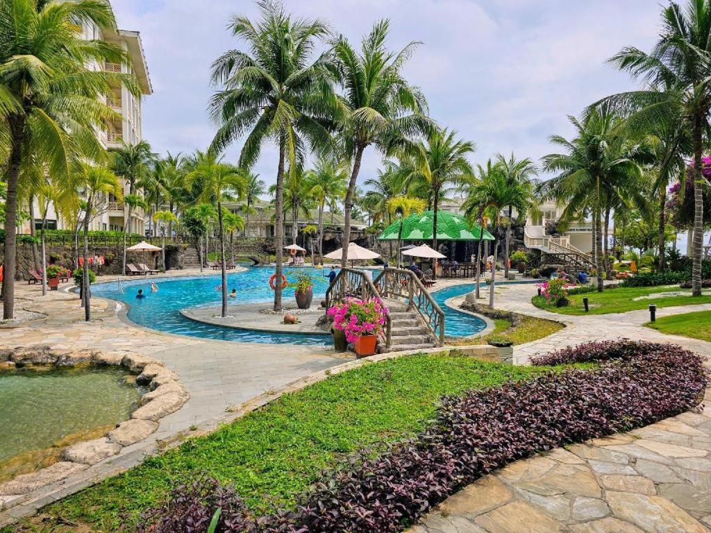 Olalani Resort & Condotel Da Nang Exterior photo