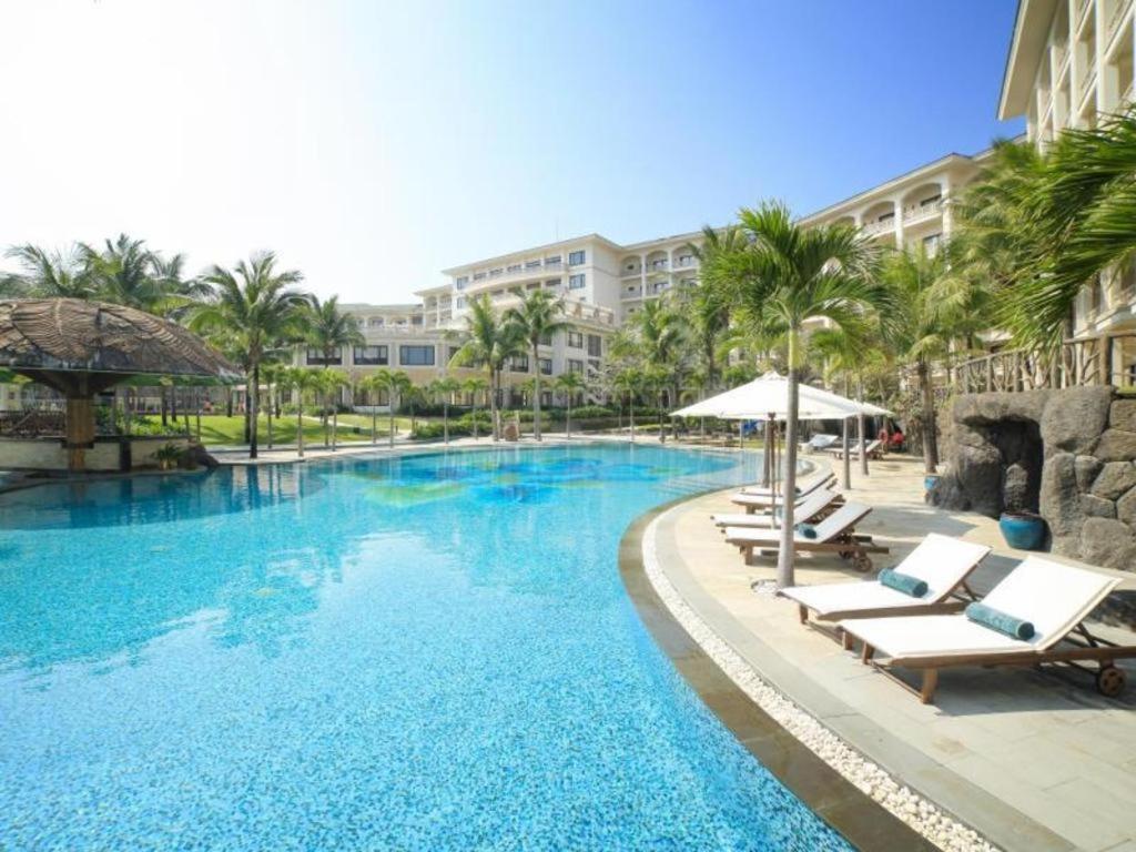 Olalani Resort & Condotel Da Nang Exterior photo