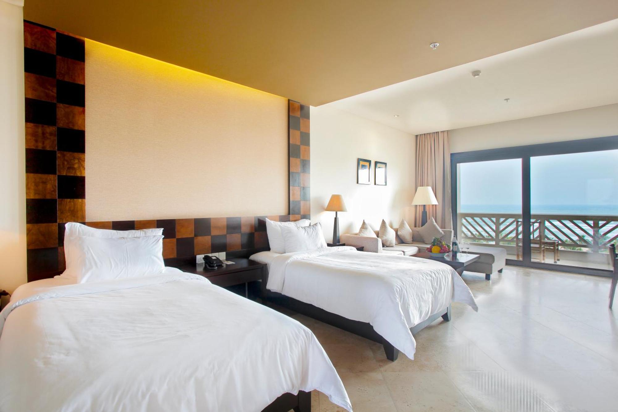 Olalani Resort & Condotel Da Nang Exterior photo