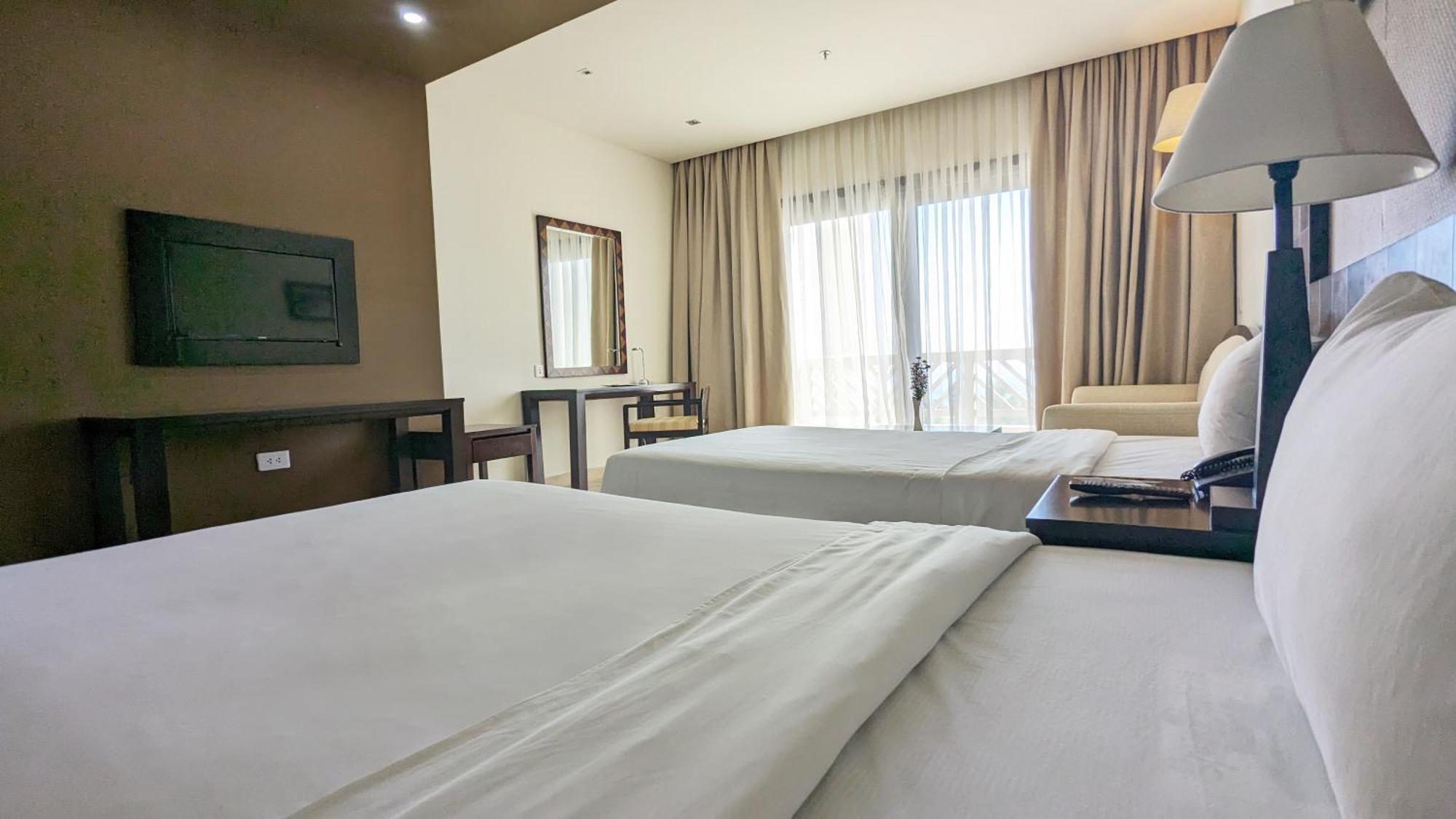 Olalani Resort & Condotel Da Nang Exterior photo
